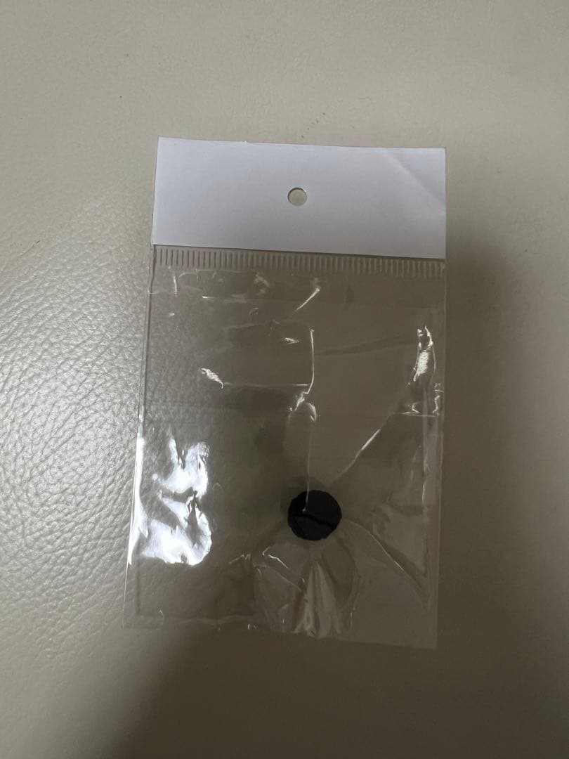 ブラックレーススリーブドレス