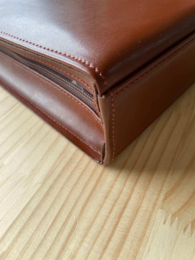 KARL LAGERFELD ブラウンレザー ビジネスバッグ