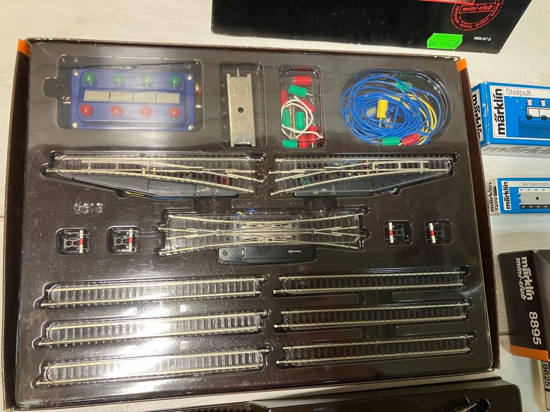 メルクリン　Zゲージ一式　動作確認済み　欧州鉄道模型パンフレット多数付き