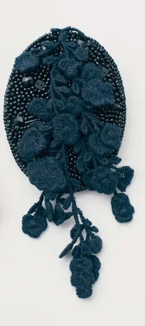 新品　ミナペルホネン　floraleaf　コサージュ　正規品　ブラック