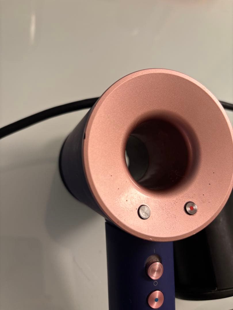 （特価）Dyson HD08 ヘアドライヤー 4種ノズルつき