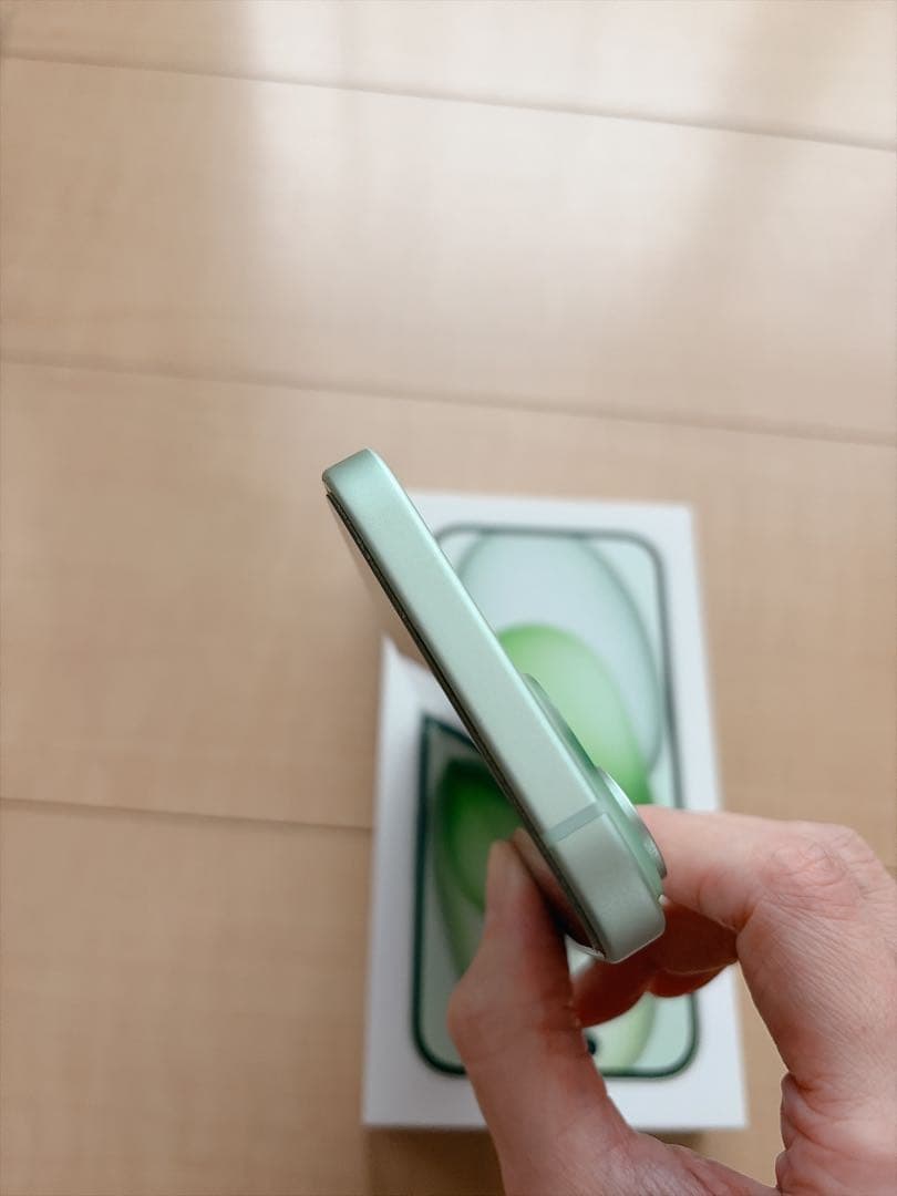 【美品】iPhone15 128GB SIMフリー グリーン ⚡️最大容量94%