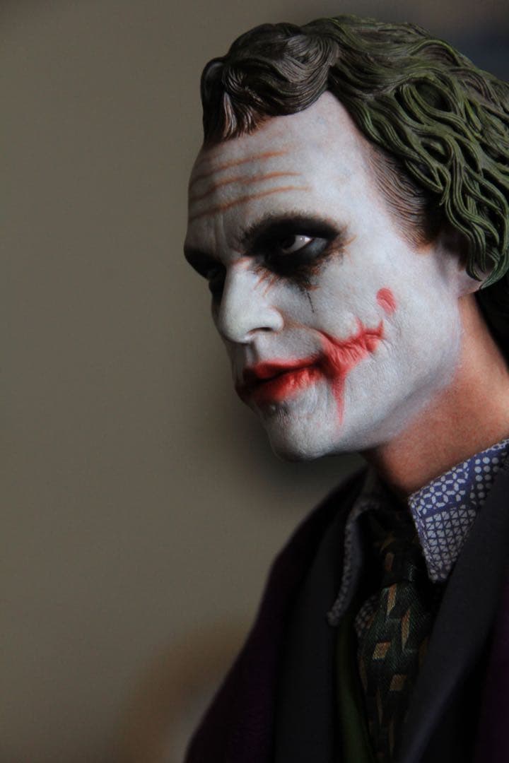 トイサピエンス限定 クオーター・スケール ジョーカー ホットトイズ　ダークナイト