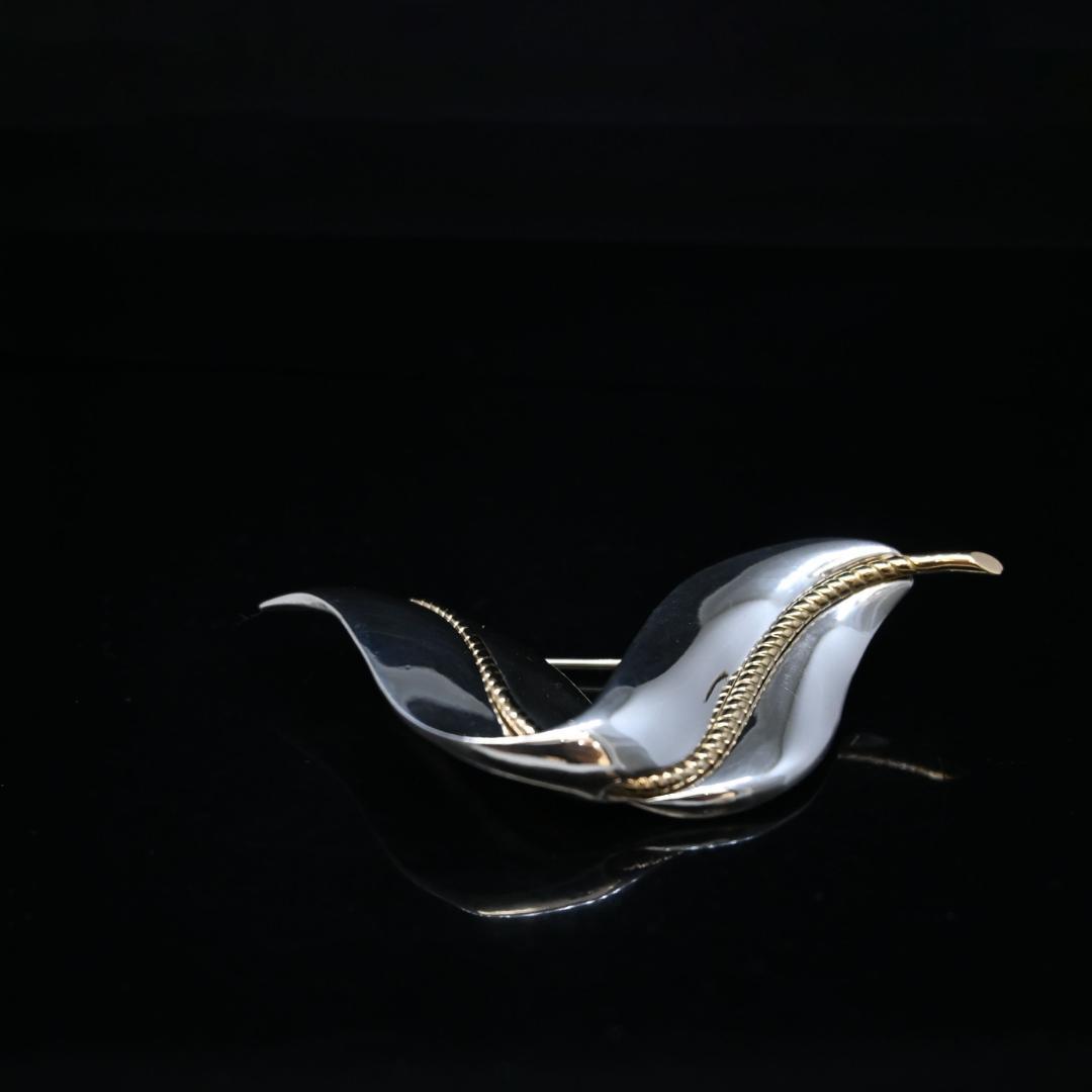 ■ 45494★年 ティファニー ブローチ K18 925 コンビリーフ