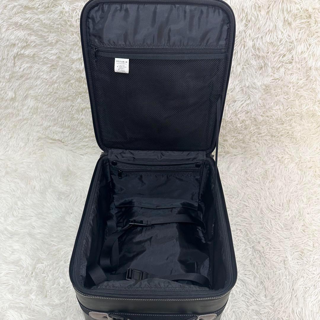 ✨良品✨SWANY スワニー キャリーケース 四輪 ブラック