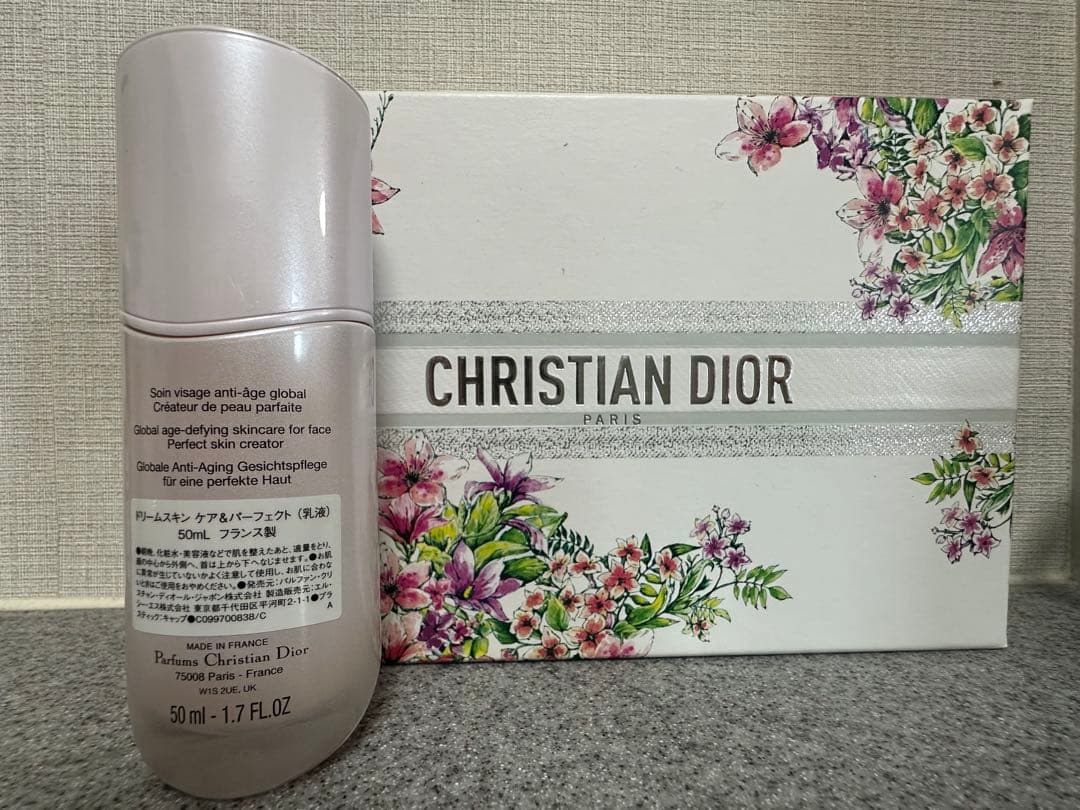 乳液・ミルク DREAMSKIN CARE & PERFECT 50ml