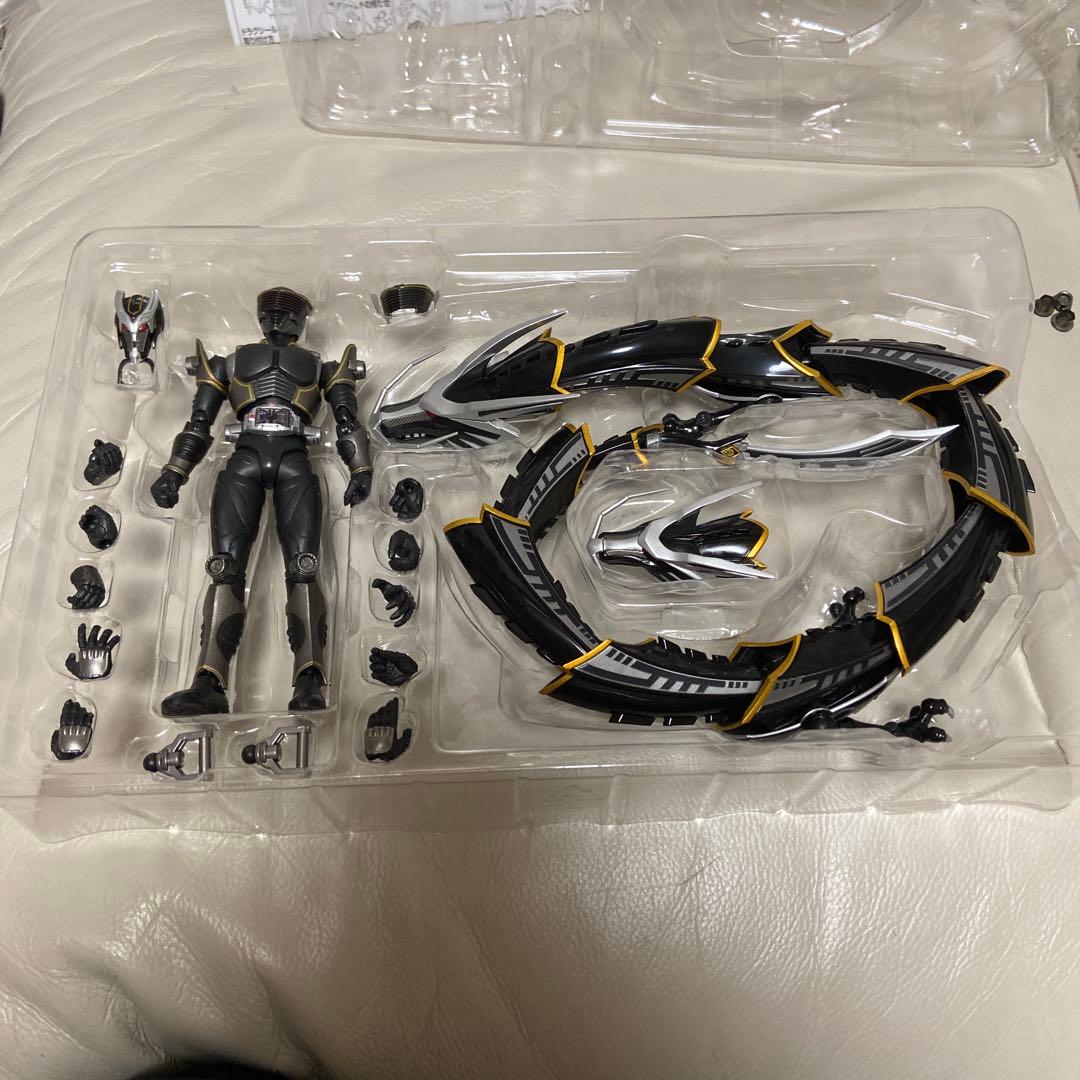 S.H.Figuarts フィギュアーツ　龍騎　リュウガ　セット