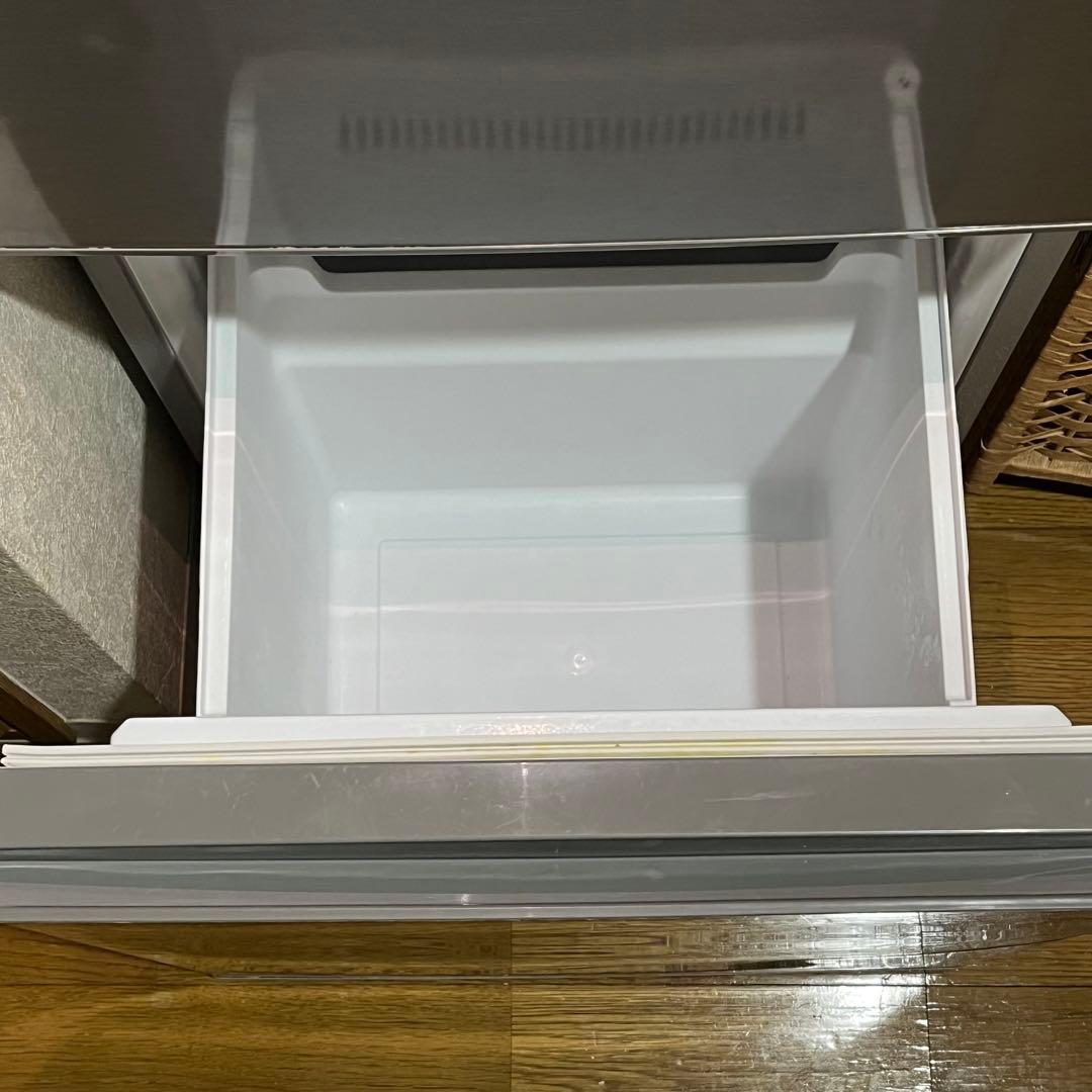 アクア　冷凍冷蔵庫　AQUA AQR-13J(S)形　2020年製