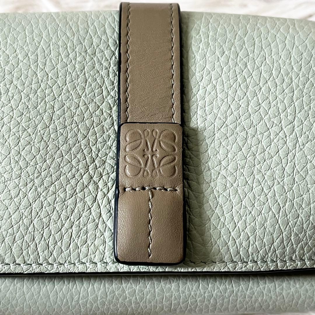 LOEWE 三つ折り財布　アナグラム　トライフォールド　グリーン　シェルグレー