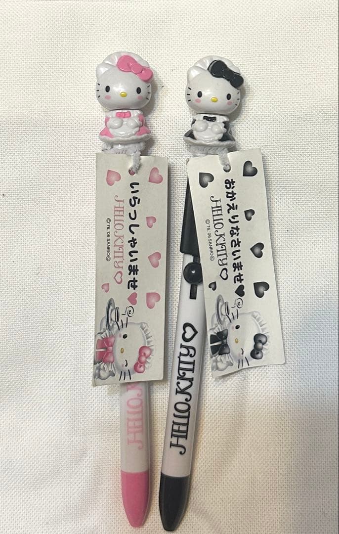 入手困難　ハローキティ　ボールペン　2本セット！
