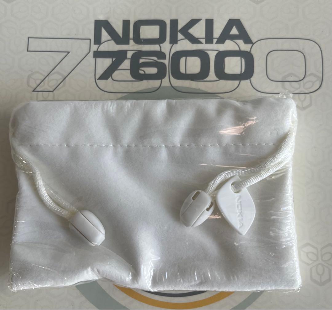 Y*A様 Nokia 7600 本体 ホワイト/ゴールド