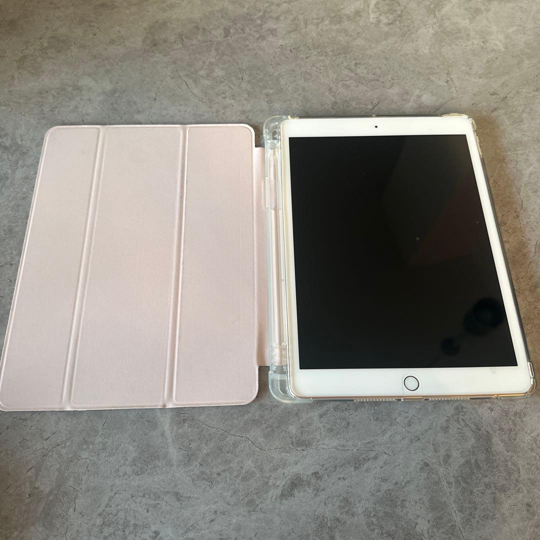Apple iPad (第７世代) Wi-Fi 32GB ゴールド★