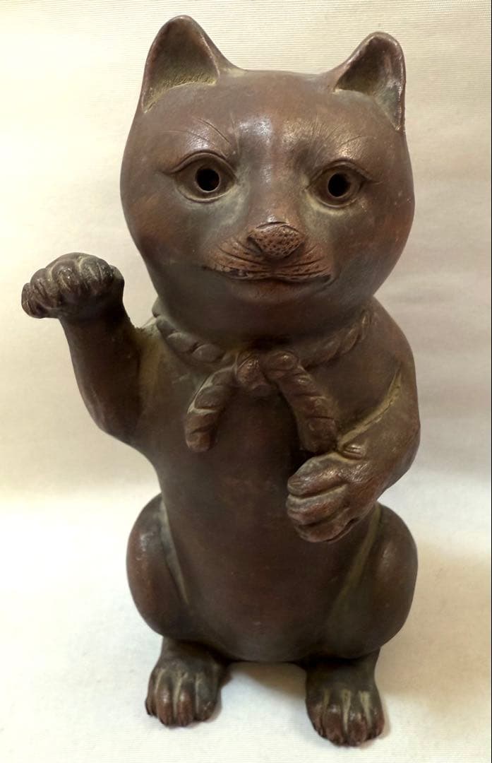 古備前焼　招き猫