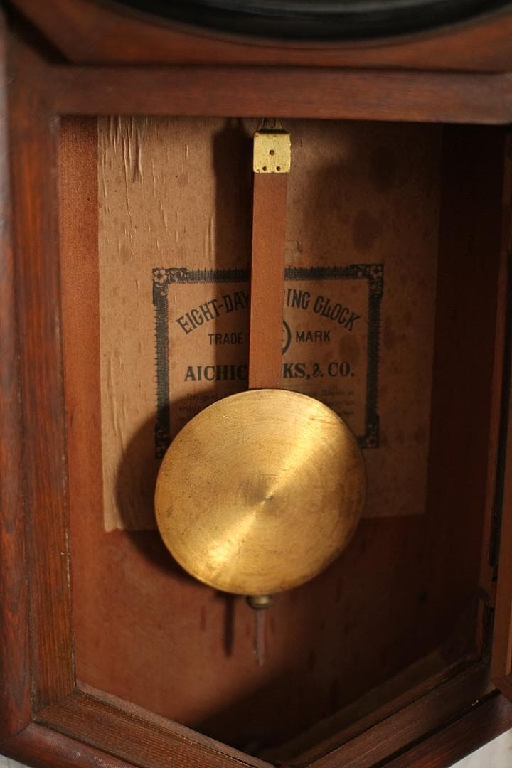 愛知時計製　古い掛時計　八角時計　高さ　82.5㎝