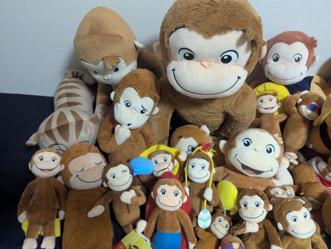 おさるのジョージ　ぬいぐるみ　まとめ売り32点