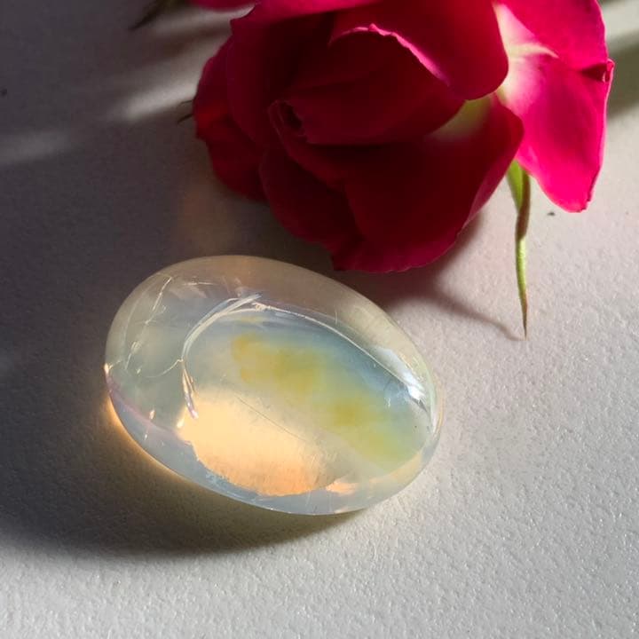 珍品！エッグインオパール29.64ct磨き石/鉱物標本