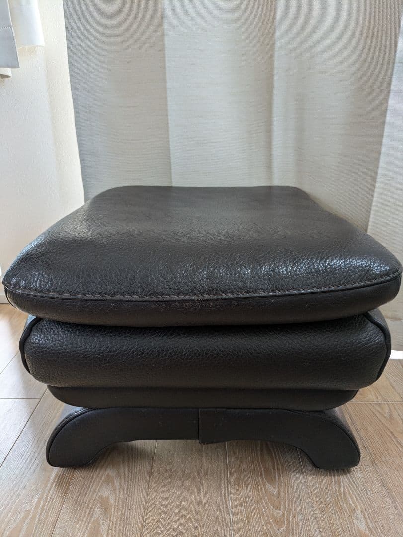 msy様　IDC大塚家具オットマン、ジャケット、香水セット