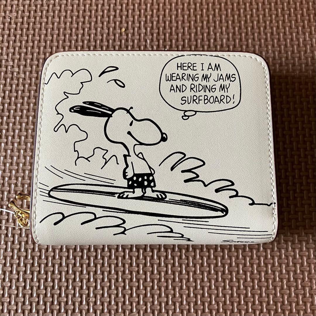【大人気】【COACH X PEANUTS】ビルフォールドウォレット チョーク