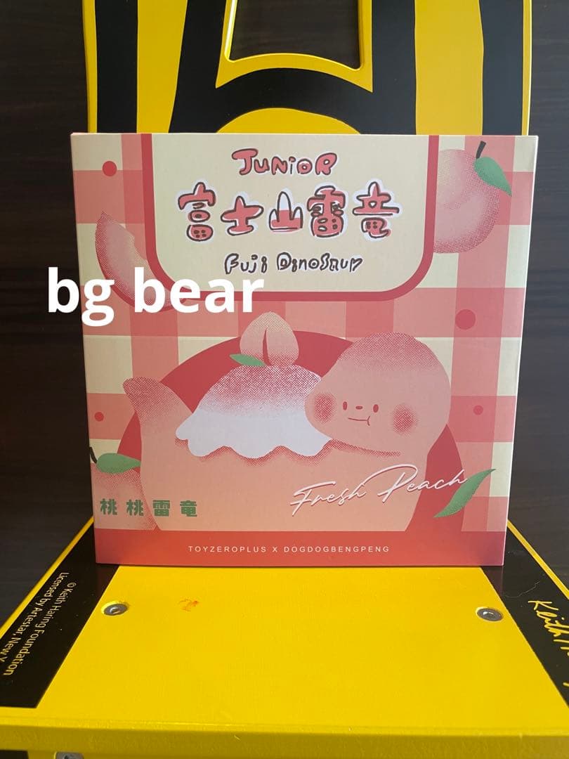 グルメ恐竜・富士山ジュニア　ピーチリンゴ　ブラインドボックス　おもちゃ
