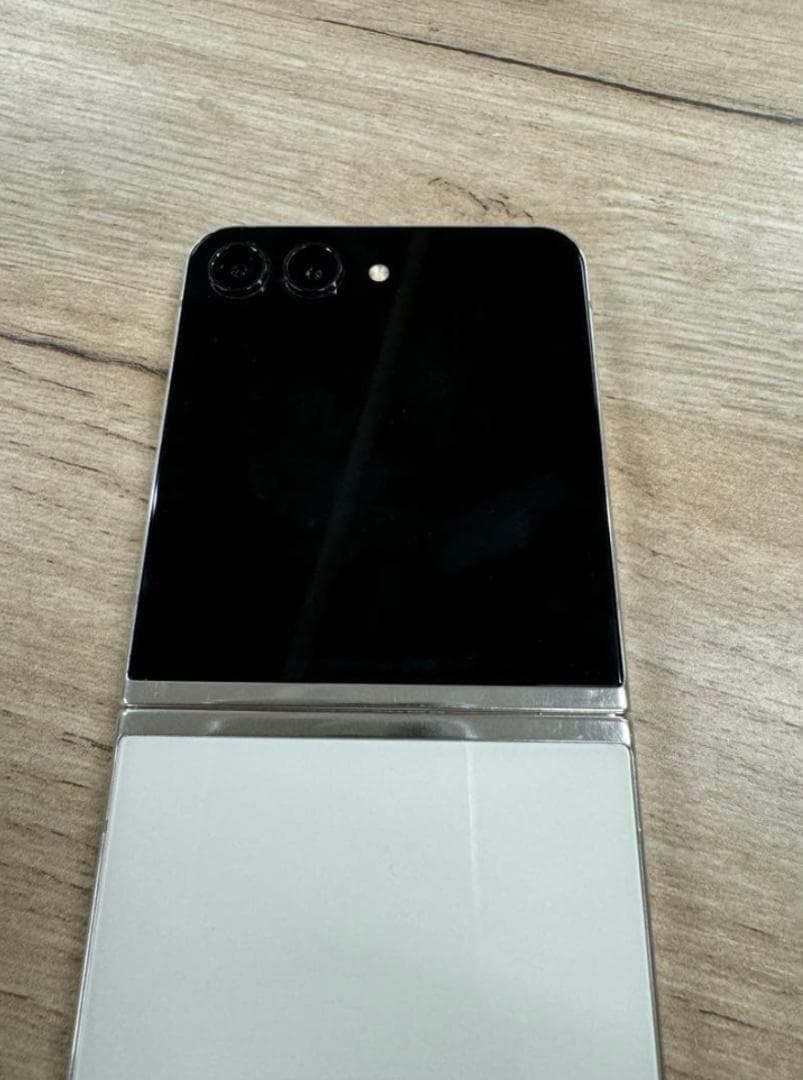 Android Galaxy Flip 5 256gb SIMフリー版