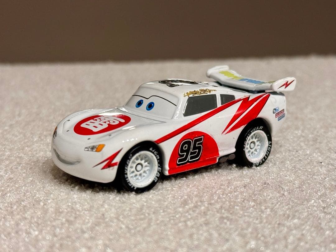 トミカ　カーズ　マックィーン　日本SPタイプ