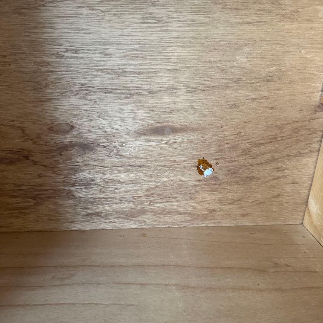 カントリー家具　木製扉付きキャビネット