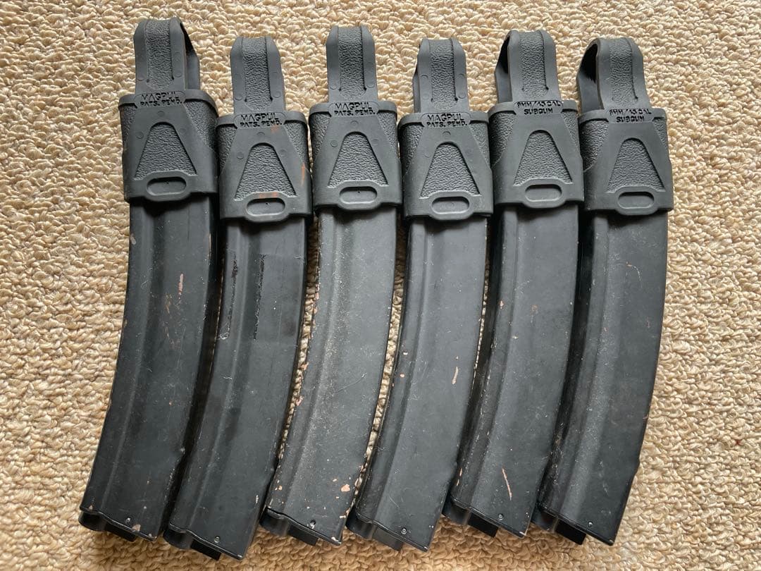 東京マルイ電動ガンMP5マガジン合計9本＋マガジンクリップ3個