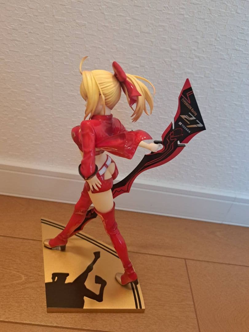 Type-moon Racing　ネロ　フィギュア