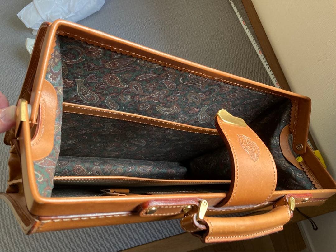 ⭐︎専用⭐︎値下 日本製 FIVE WOODS★高級 レザーダレス 林五★本革 鞄