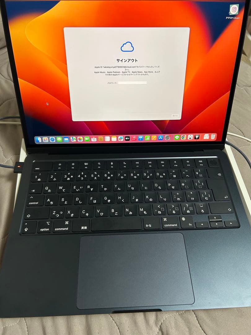 Apple MacBook 13.6インチ M2 8GB