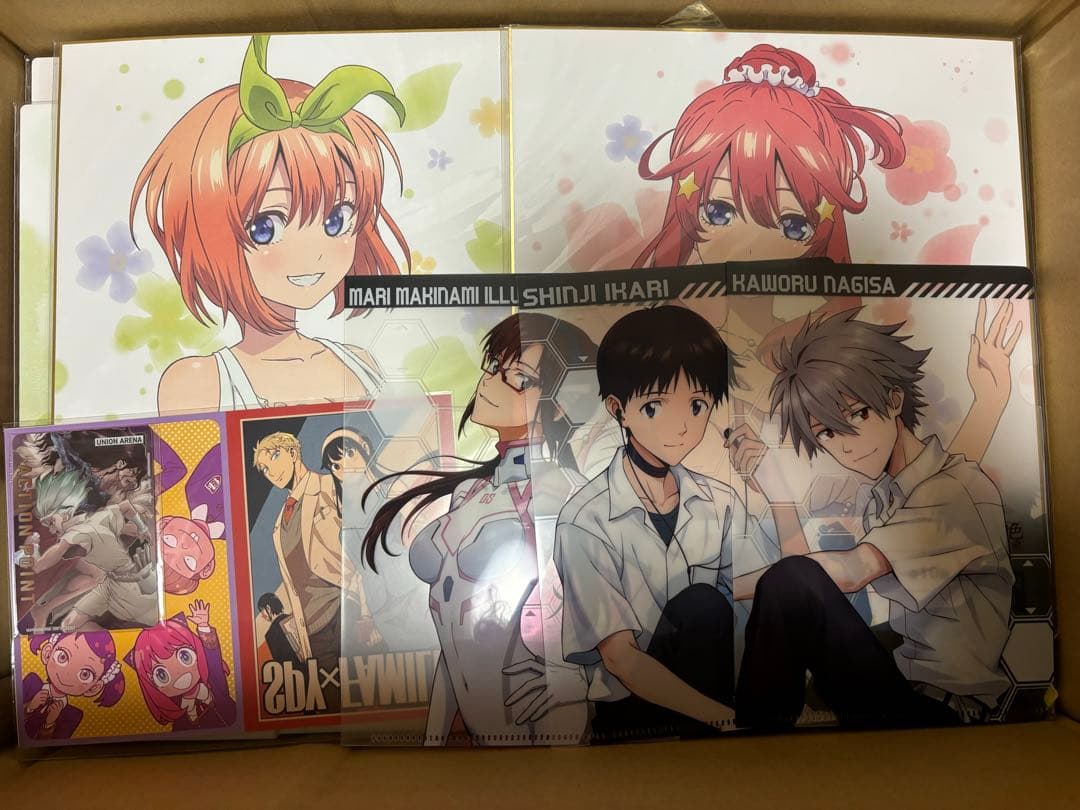 アニメキャラクター 紙類 大量 まとめ売り♡