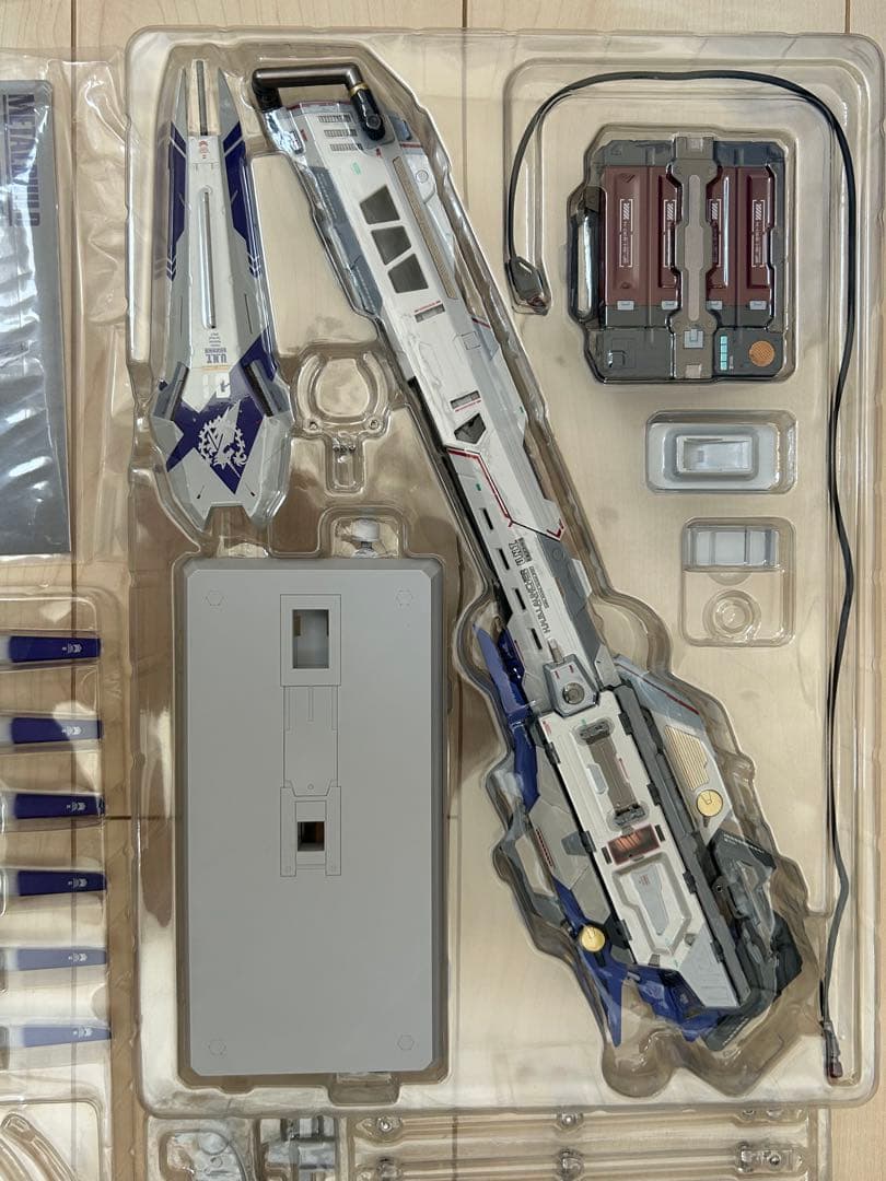 メタルビルド　ハイニューガンダム、ハイパーメガバズーカランチャーセット