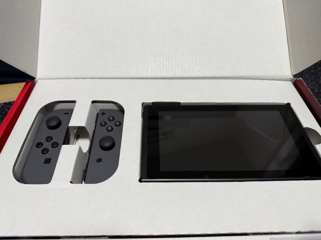 早い者勝ち　ニンテンドースイッチ　本体　ブラック　※桃太郎電鉄ソフト付き