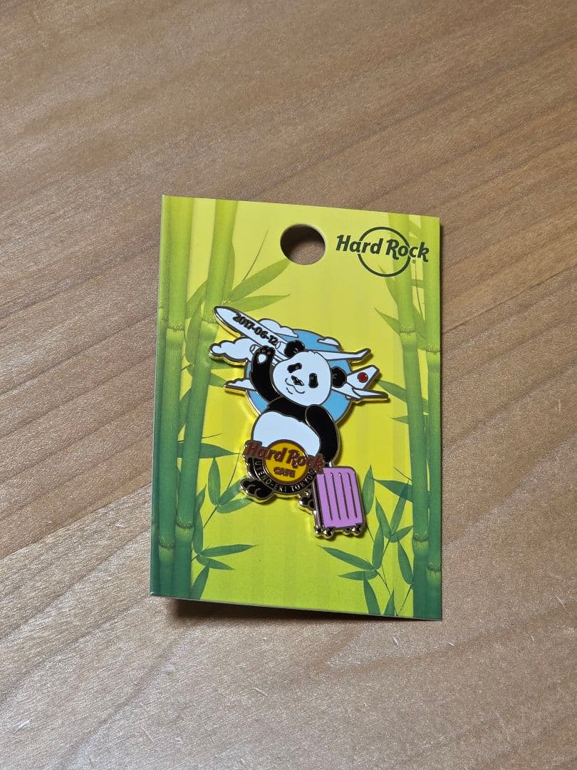 ハードロックカフェ 上野 パンダ ピンバッジ