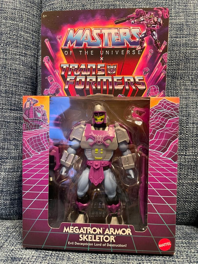 メガトロンアーマースケルター トランスフォーマー MOTU origins