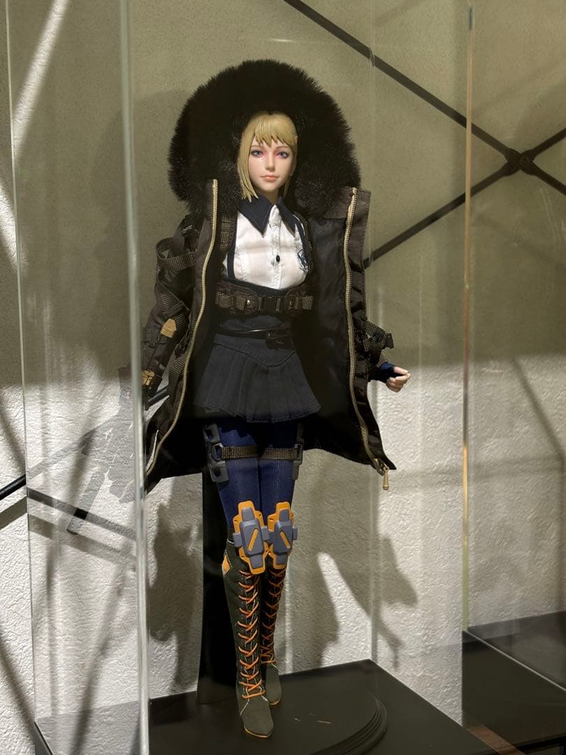 【1/6】i8TOYS SERENE HOUND KATHERINE