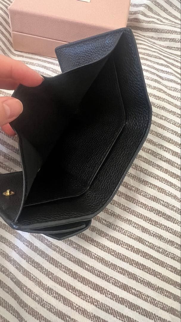 miu miu ヴィッテロダイノレザー 財布