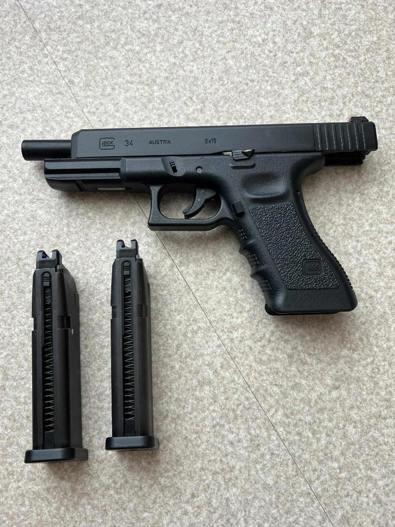 東京マルイ　Glock 34 ガスガン マガジン2本付き