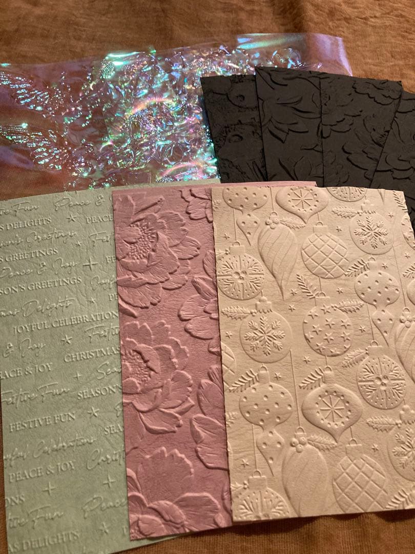 クリスマス　スペシャルBOX ジャンクジャーナル　エンボスペーパー　インド刺繍