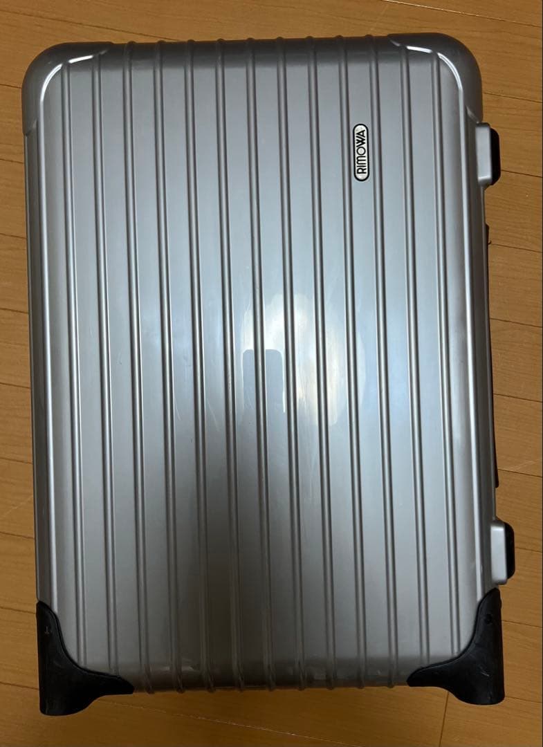 リモワ　サルサ　33L 機内持ち込み