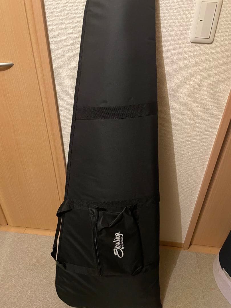 ベース Sterling by music man Bongo 5