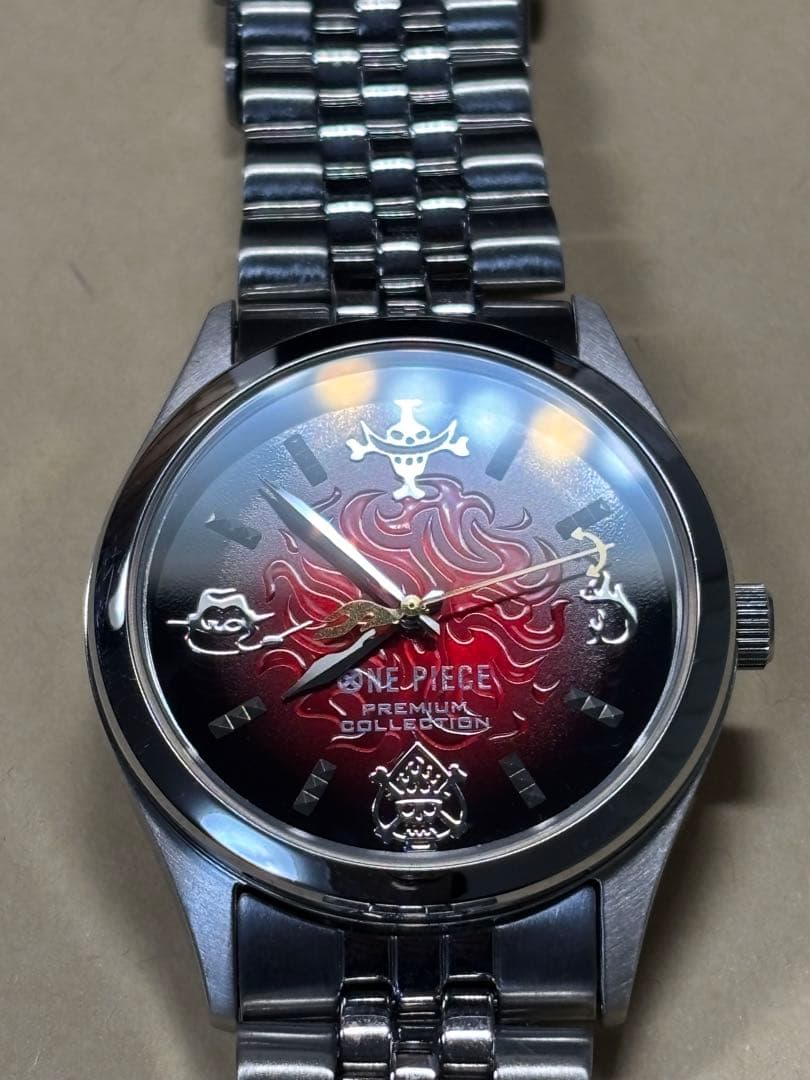 ONE PIECE 炎のエース メモリアルウォッチ　限定品