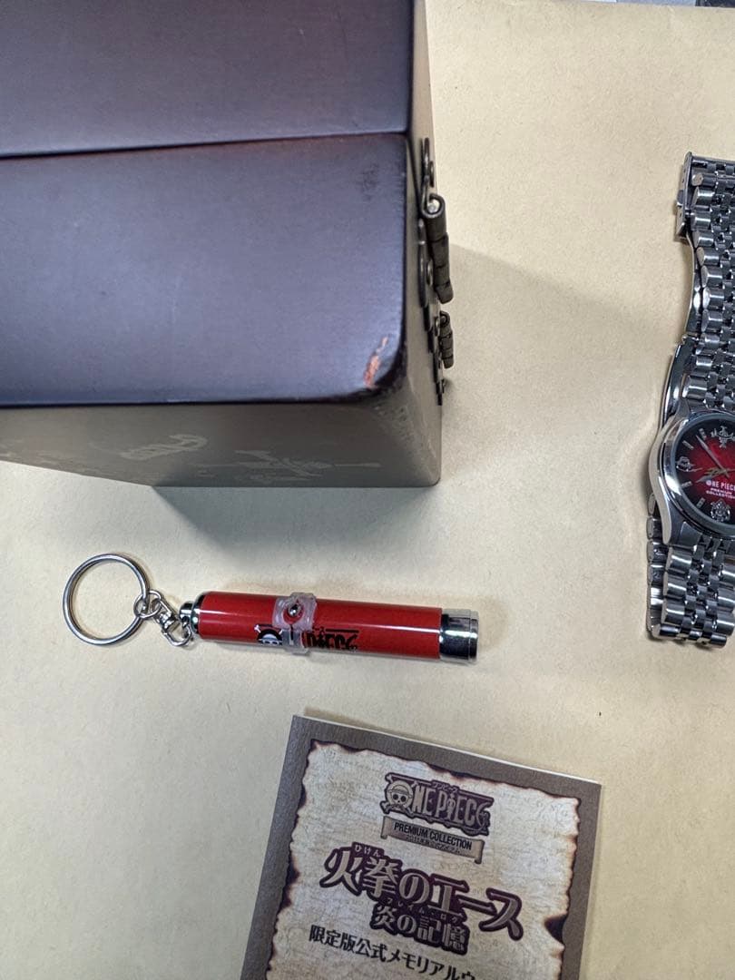 ONE PIECE 炎のエース メモリアルウォッチ　限定品