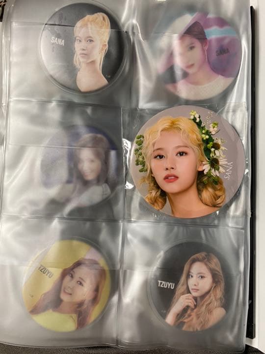 twice サナ，ツウィ(Kcon 全メンバー)缶バッジ