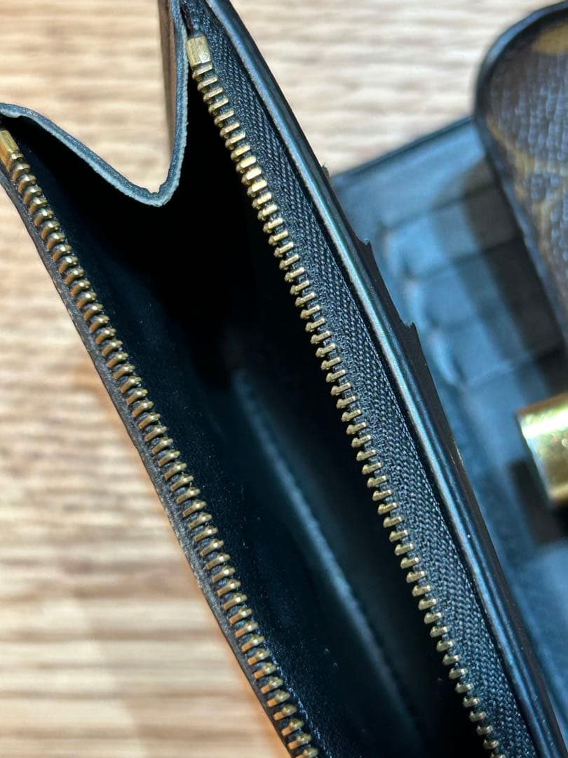 【1/3日まで】LOUIS VUITTON モノグラム 二つ折り財布