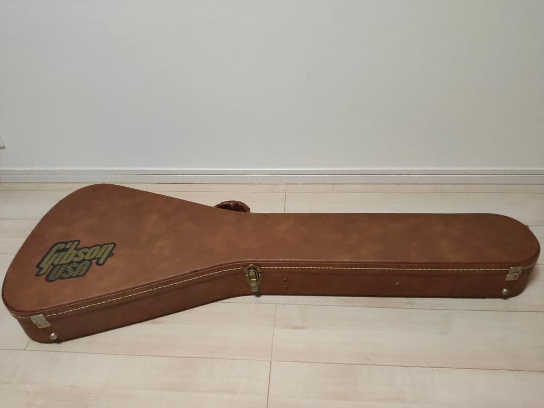 Gibson フライングV レッド ハードケース付き