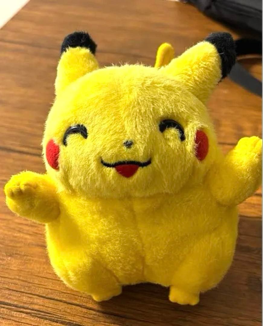 希少！ピカチュウ TOMY にっこり 初期 ぬいぐるみ　タカラトミー