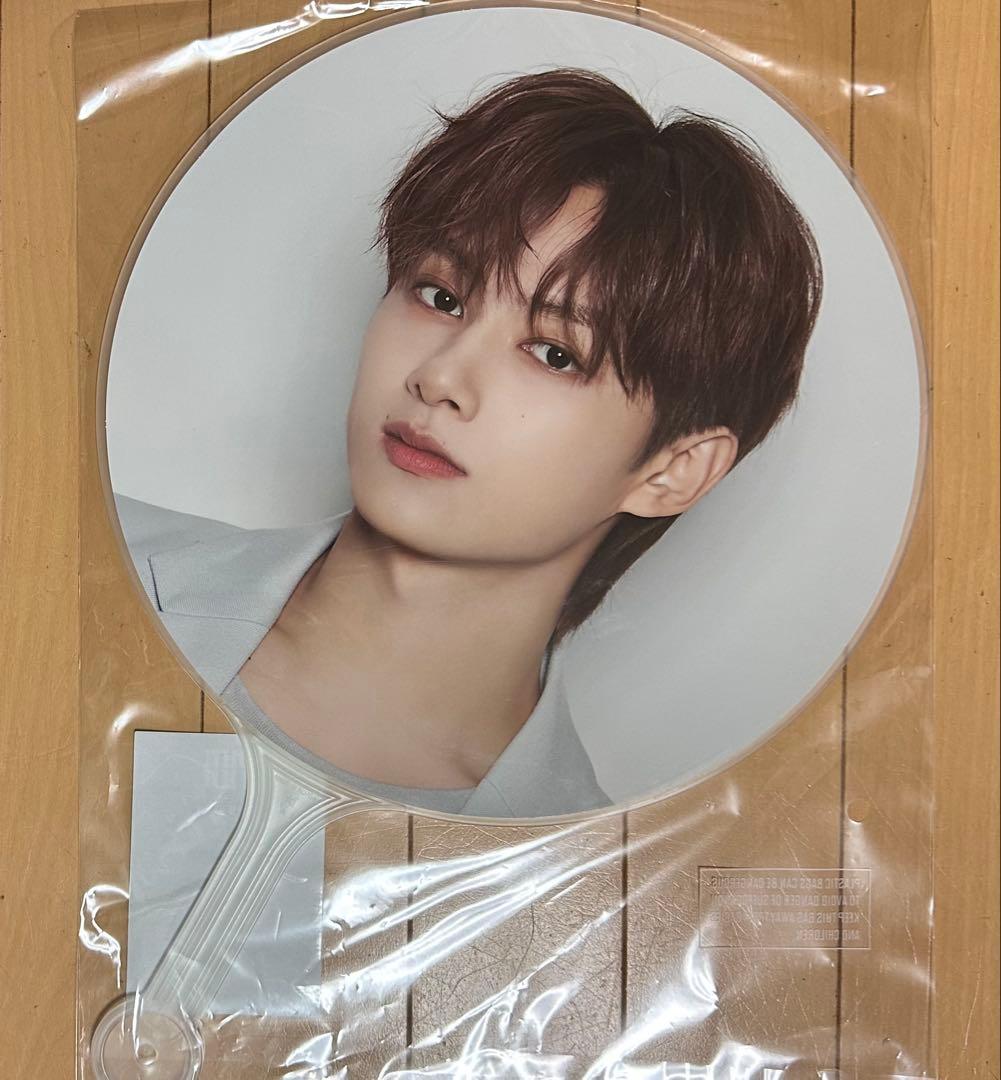 SEVENTEEN セブチ ジュン INCOMPLETE うちわ