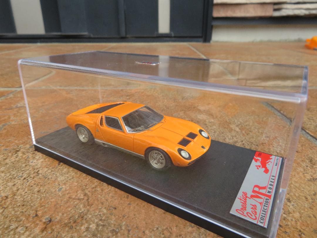 MR社製　1/43　ランボルギーニミウラSV