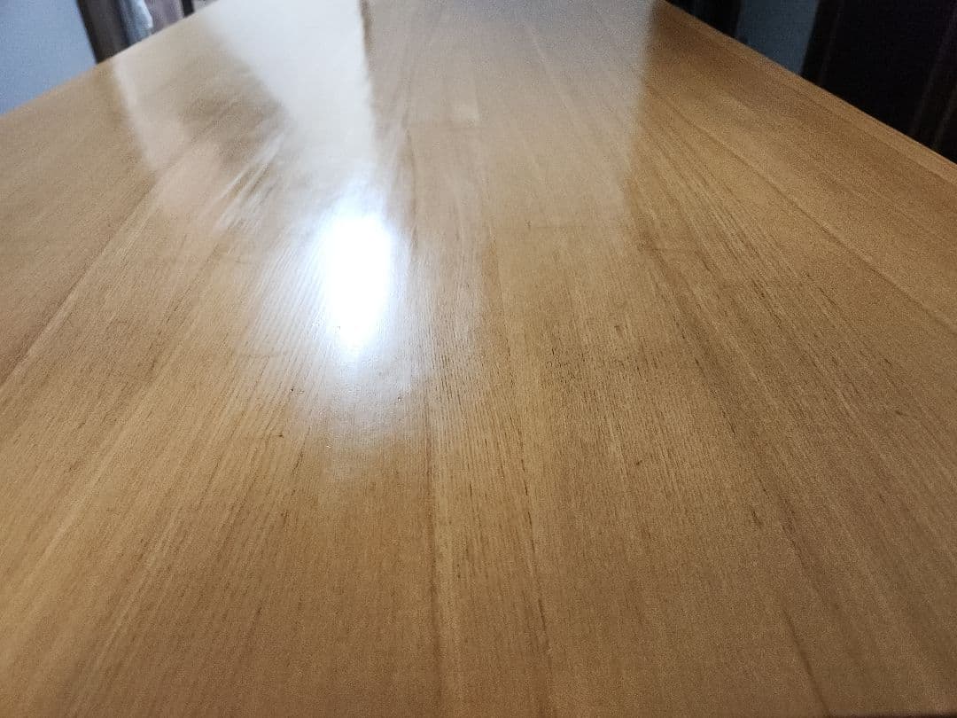 無印良品ダイニングテーブル４人掛け。